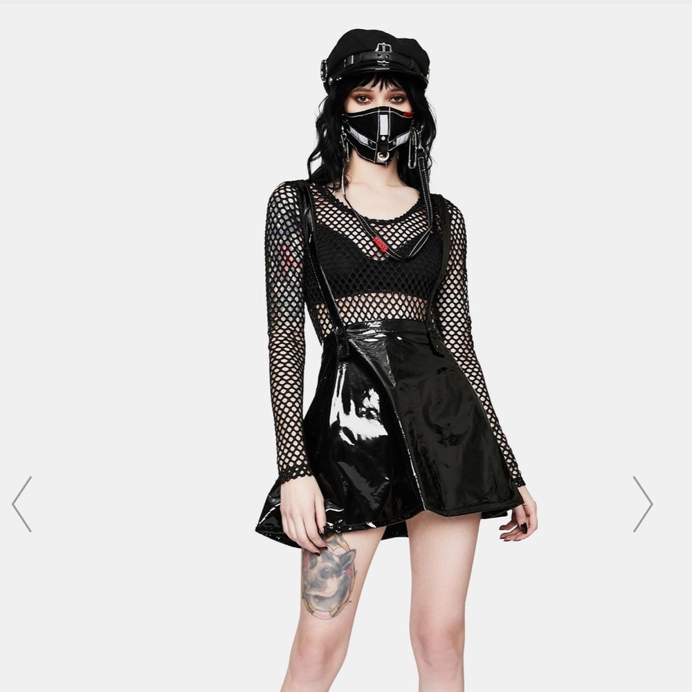 Black vinyl suspender skirt